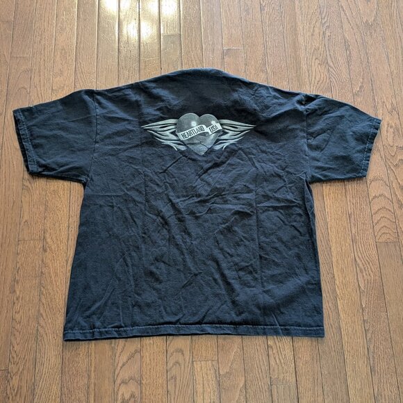 Heartland USA Faded Hanes T-Shirt - Size XL - Picture 4 of 5